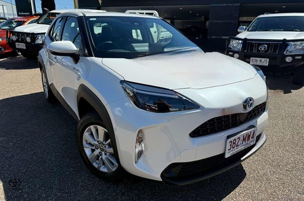 2021 Toyota Yaris Cross Hybrid GX image 1