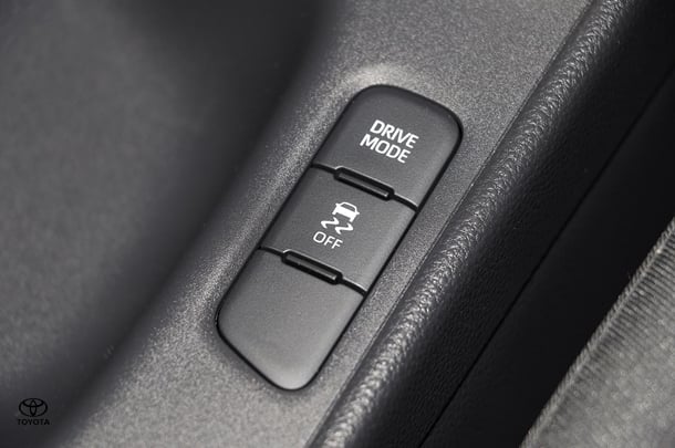 2023 Toyota Yaris Ascent Sport image 18