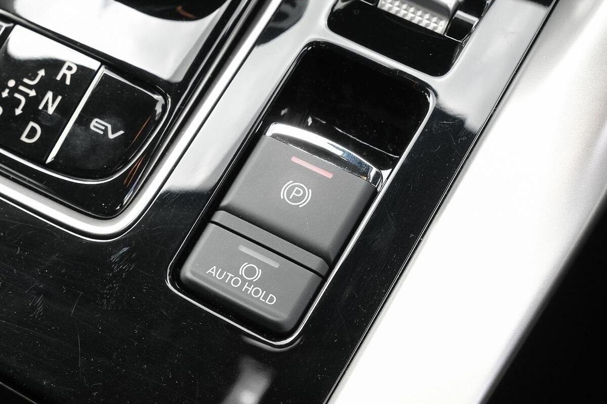 2025 Mitsubishi Eclipse Cross PHEV Aspire YB Auto AWD MY24 image 21