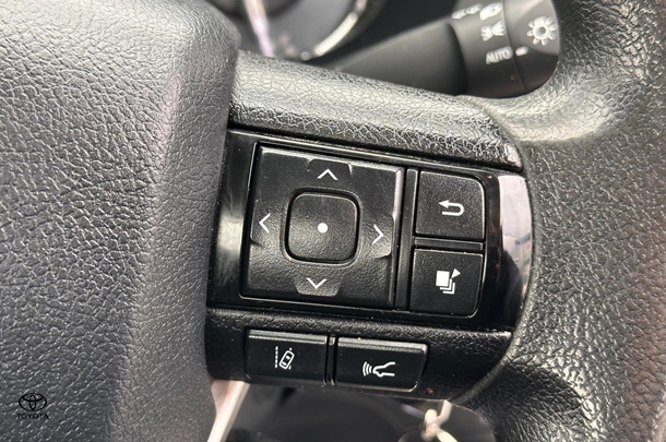 2023 Toyota HiLux 4x2 Workmate image 14