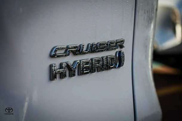 2024 Toyota RAV4 Hybrid Cruiser 2WD image 10