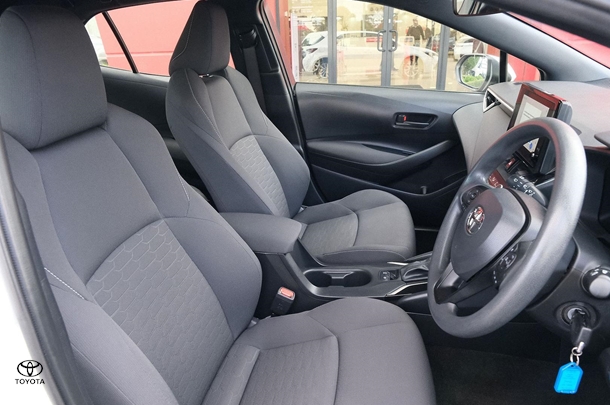 2022 Toyota Corolla Ascent Sport image 13