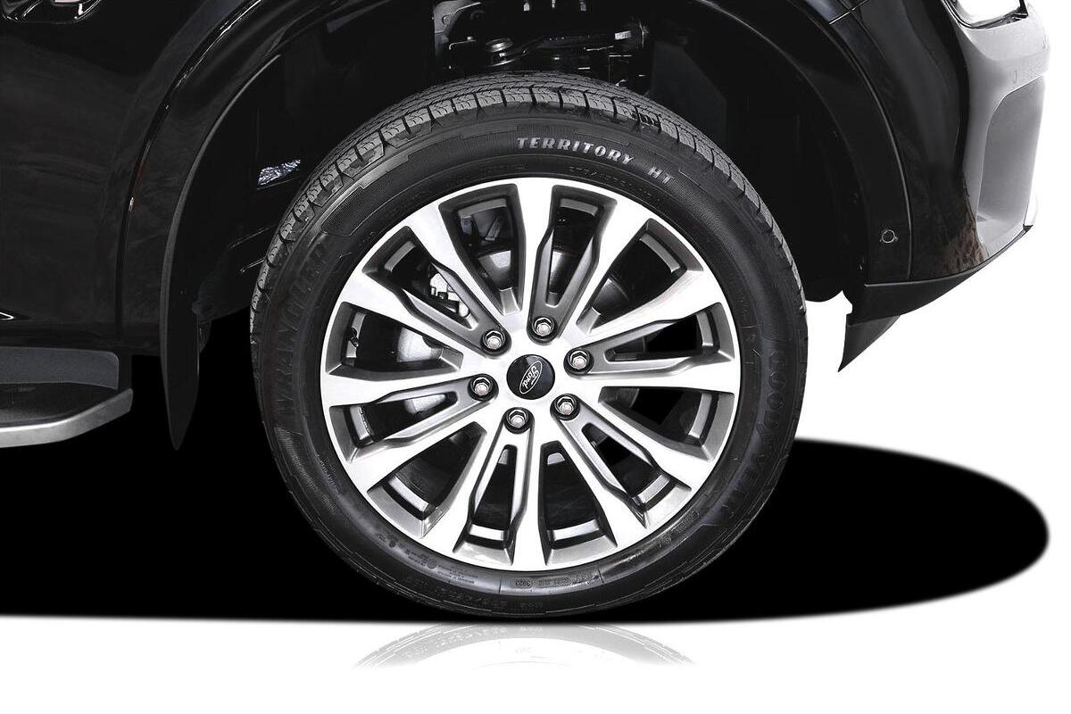 2024 Ford Everest Platinum Auto FullTime 4WD DR MY25.25 image 17