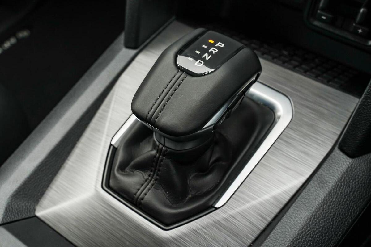 2024 Volkswagen Amarok TSI452 Aventura NF Auto 4MOTION Perm MY23 Dual Cab image 14