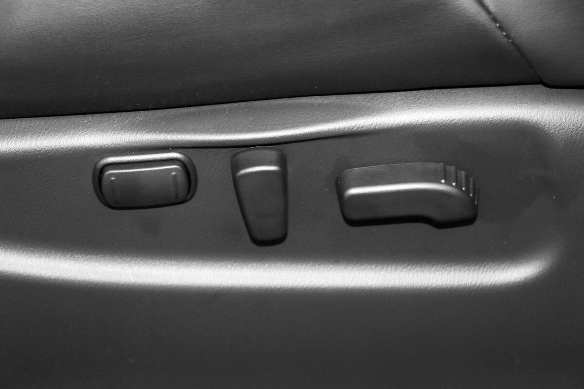 2024 Nissan Patrol Ti Y62 Auto 4x4 MY24 image 9