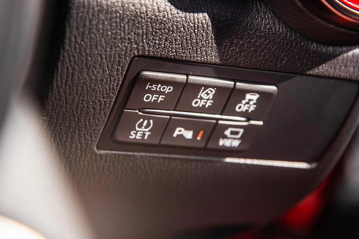 2024 Mazda 2 G15 GT DL Series Auto image 17