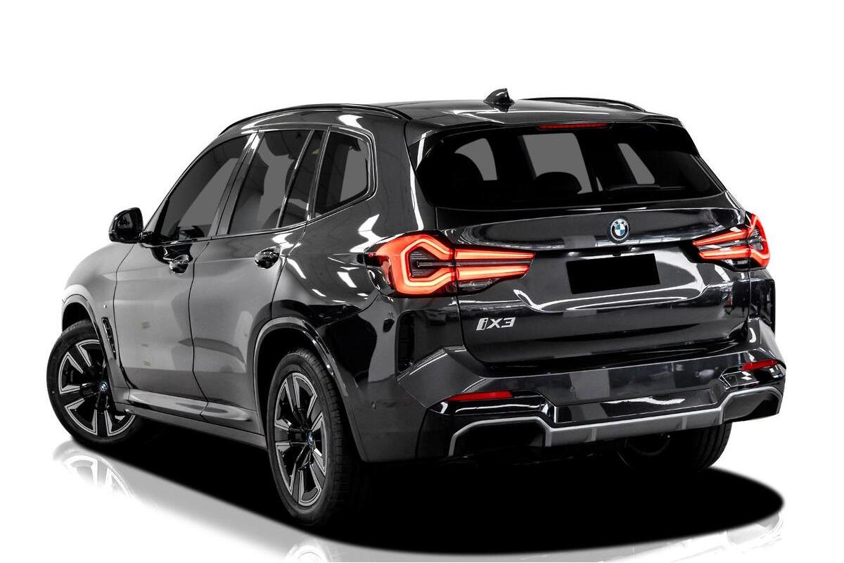 2025 BMW iX3 M Sport G08 Auto image 5