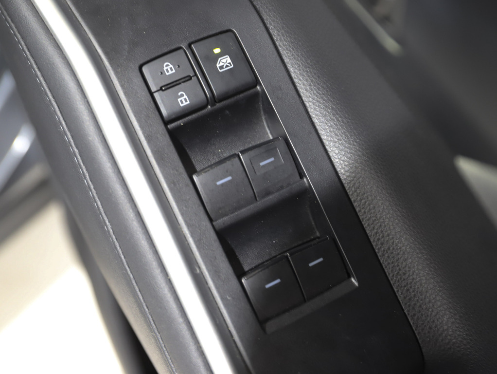 2023 Toyota Kluger Hybrid GX AWD image 18