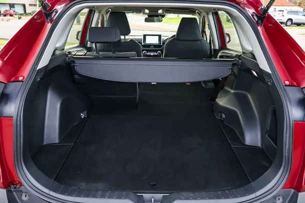 2023 Toyota Rav4 Hybrid GX image 11