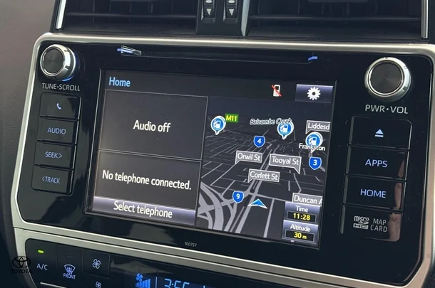 2020 Toyota Prado GX image 12