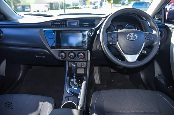 2018 Toyota Corolla Sedan Ascent image 19