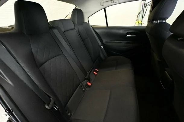 2021 Toyota Corolla Ascent Sport image 9