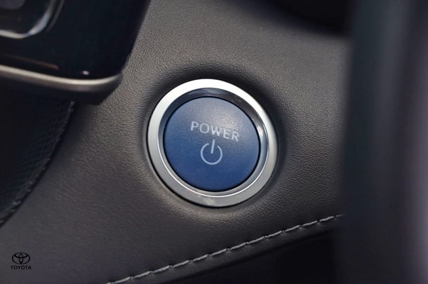 2021 Toyota Kluger Hybrid GX AWD image 3