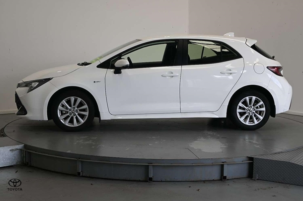 2024 Toyota Corolla Hatch Hybrid Ascent Sport image 8
