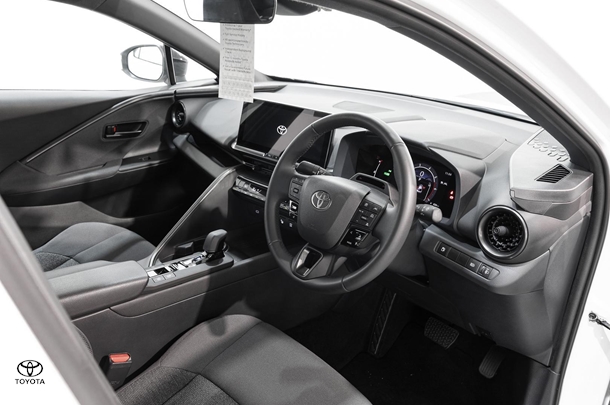 2023 Toyota C-HR Hybrid GXL-2WD image 19