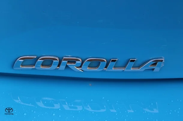 2022 Toyota Corolla Hatch Hybrid Ascent Sport image 13
