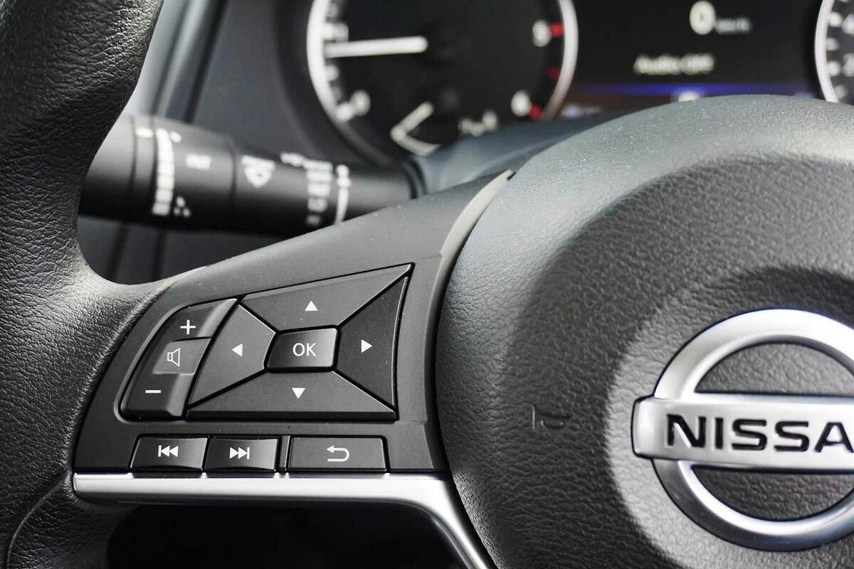 2024 Nissan Navara SL Warrior D23 Auto 4x4 MY24 Dual Cab image 14