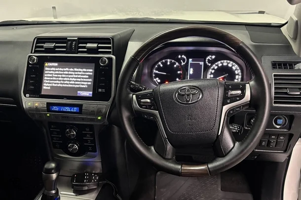2019 Toyota Prado Kakadu image 17