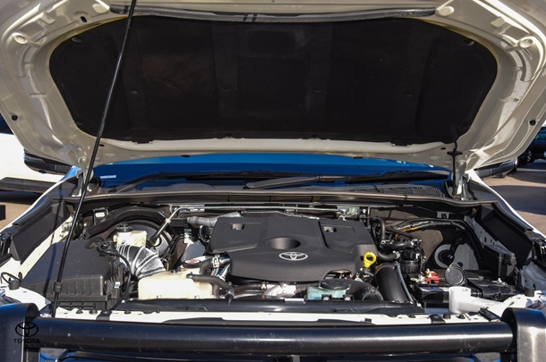 2023 Toyota HILUX SR5 image 21