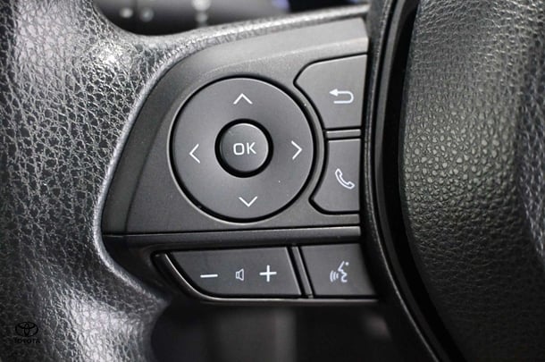 2023 Toyota Corolla Cross Petrol GX image 14