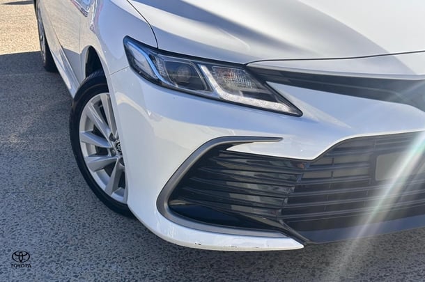 2023 Toyota Camry Hybrid Ascent image 3