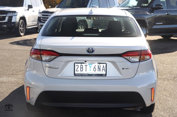 2024 Toyota Corolla Sedan Hybrid Ascent Sport image 12