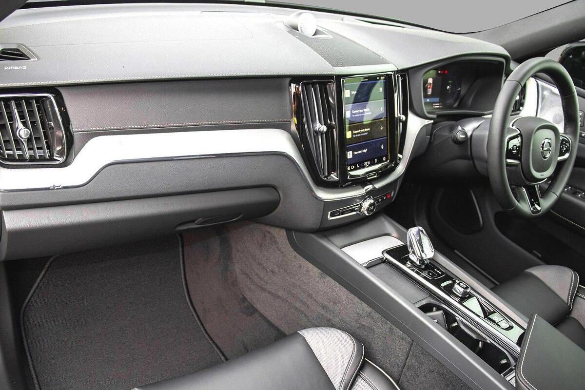 2024 Volvo XC60 Ultra T8 Plug-In Hybrid Auto AWD MY25 image 7