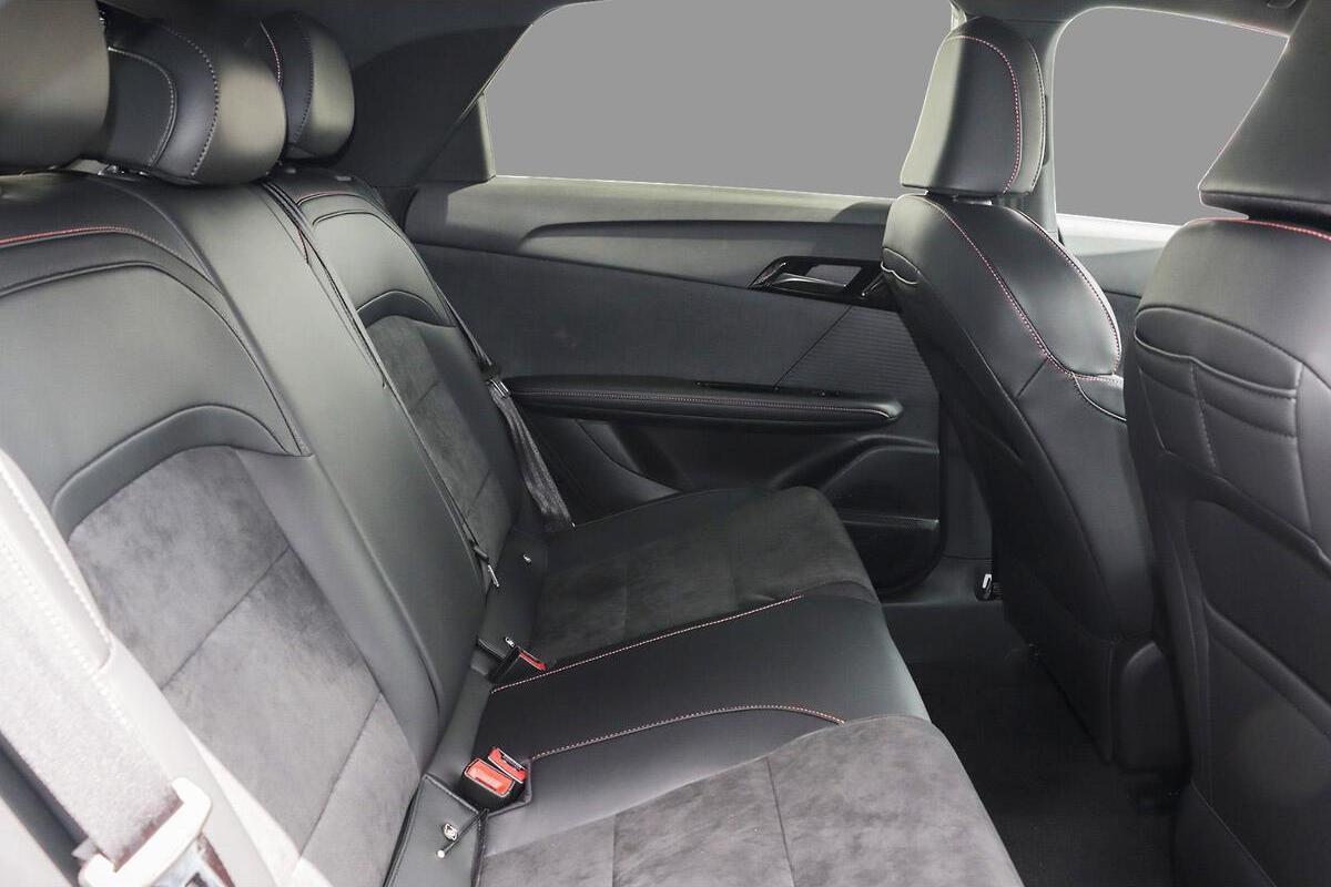 2024 MG MG4 XPOWER Auto AWD MY24 image 8