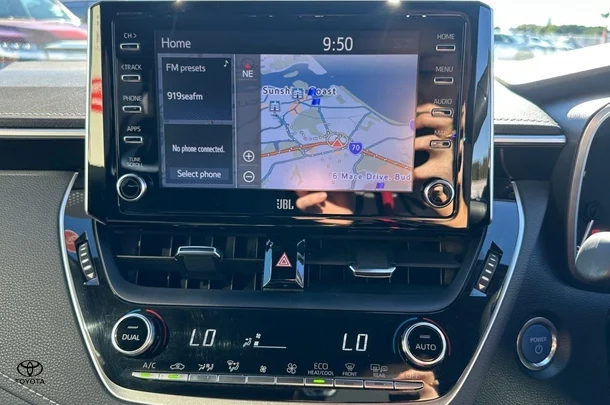 2021 Toyota Corolla ZR image 22