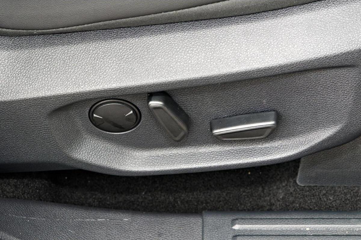 2024 Volkswagen Amarok TDI600 Aventura NF Auto 4MOTION Perm MY24 Dual Cab image 17