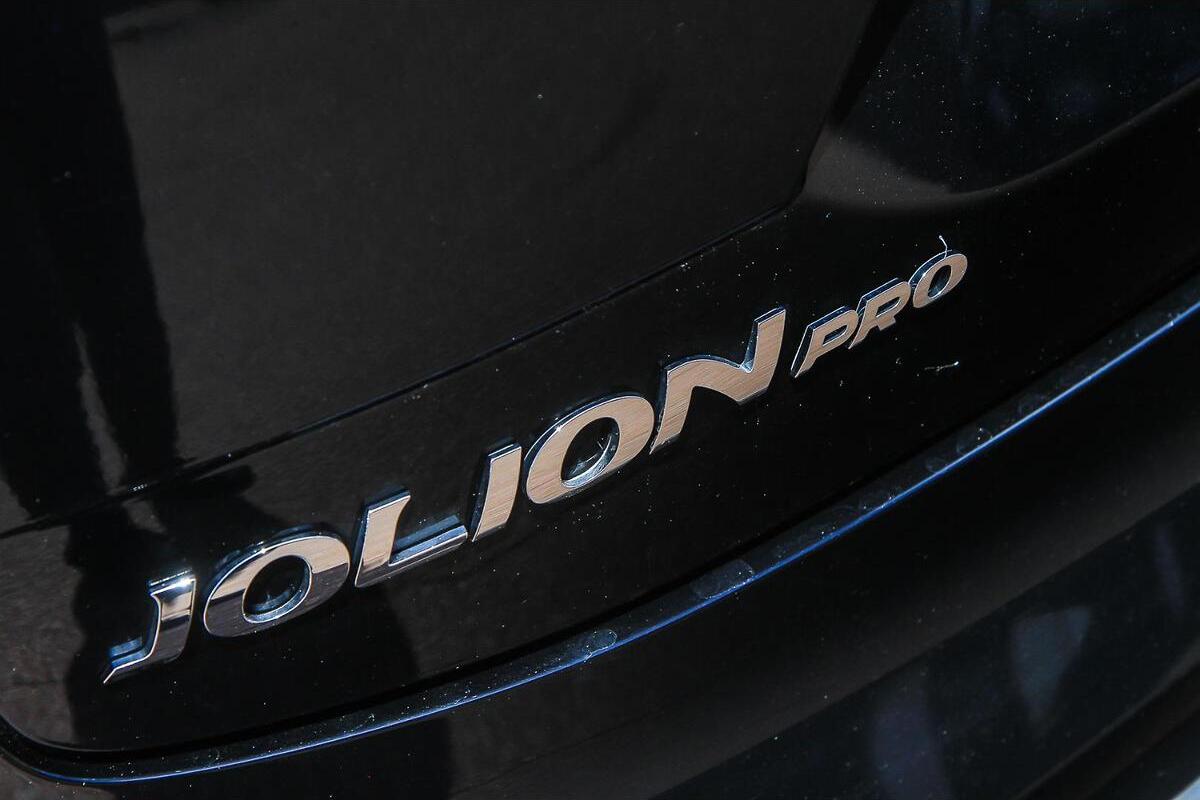 2025 GWM Haval Jolion Premium Hybrid Auto image 11