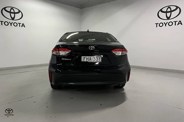 2024 Toyota Corolla Ascent Sport image 6