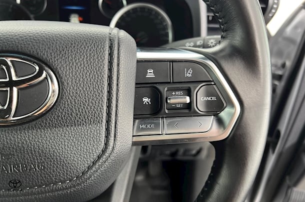 2022 Toyota Landcruiser GX image 19