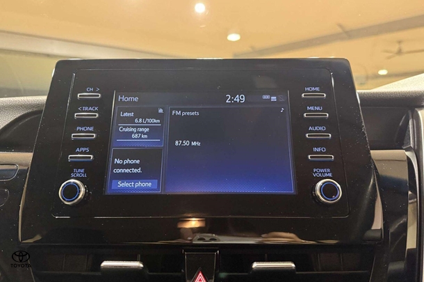 2021 Toyota Camry Ascent image 20