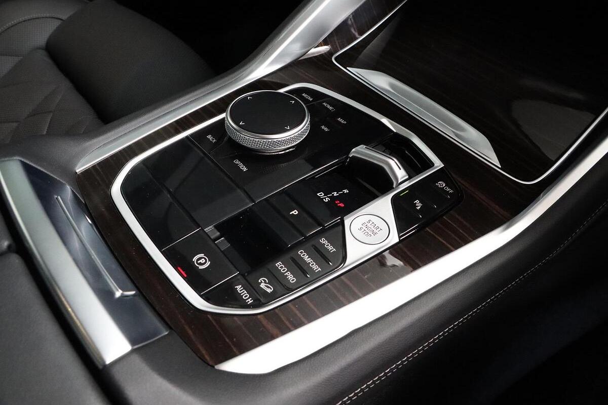 2025 BMW X6 xDrive40i M Sport G06 LCI Auto 4x4 image 12