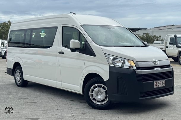 2021 Toyota Hiace SLWB image 1