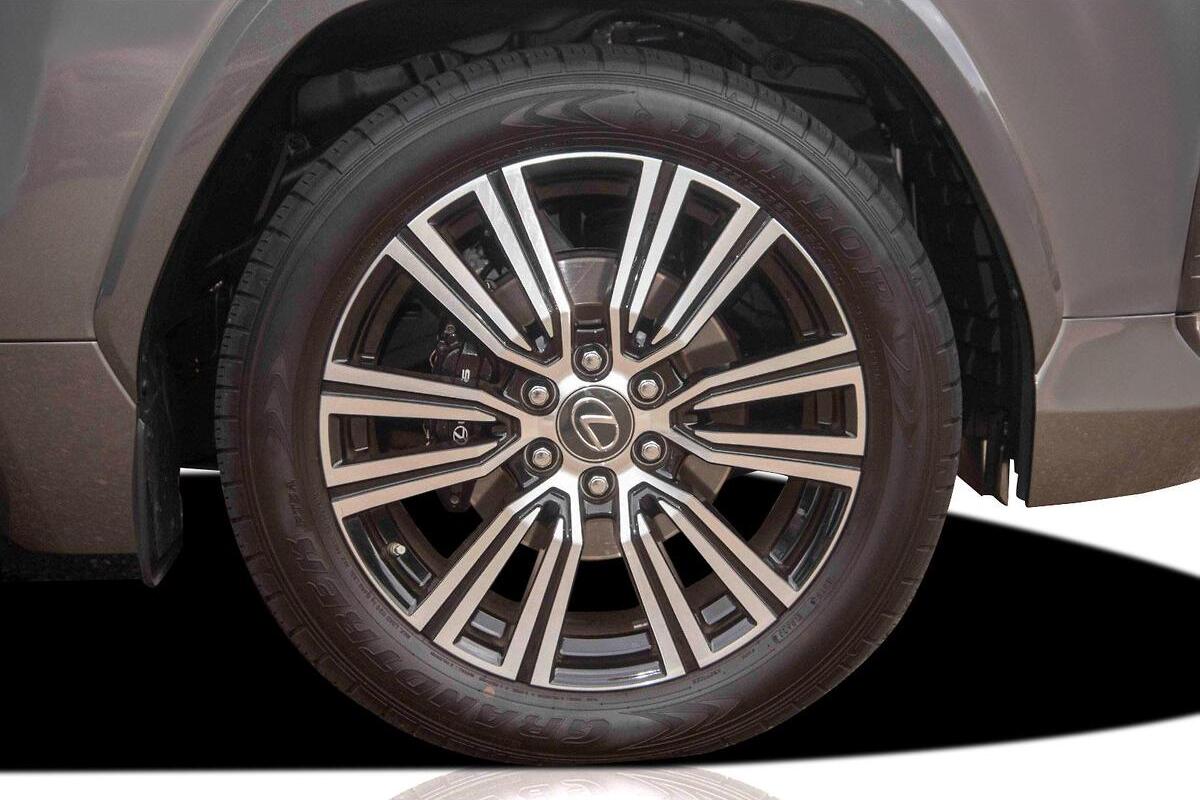 2025 Lexus LX LX600 Sports Luxury Auto 4x4 image 20