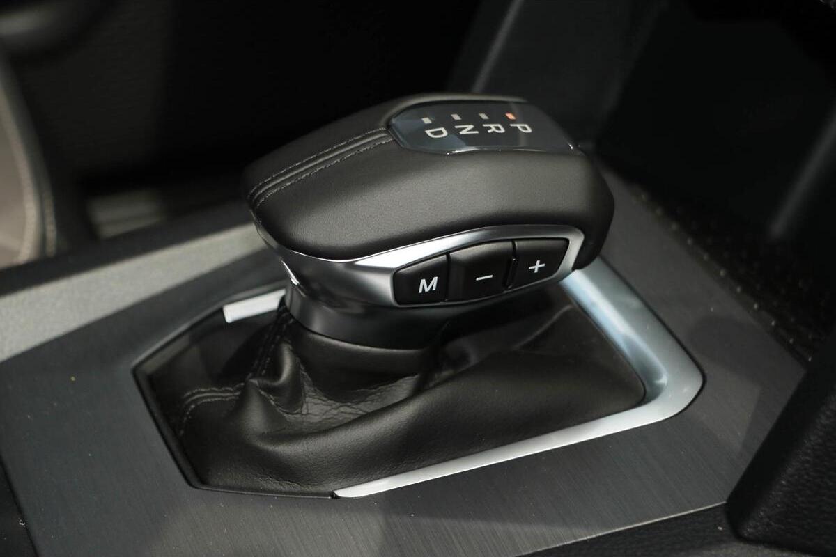 2024 Volkswagen Amarok TSI452 Aventura NF Auto 4MOTION Perm MY24 Dual Cab image 19