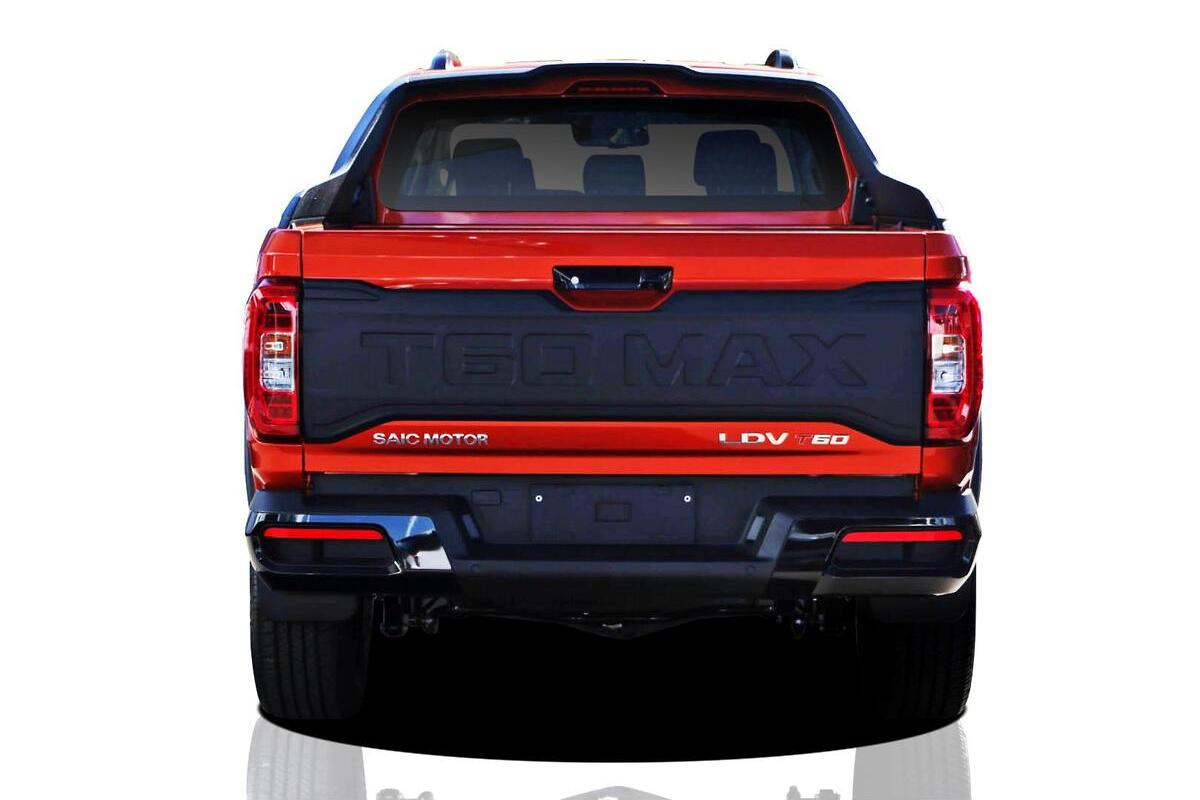 2024 LDV T60 Max PLUS Auto 4x4 MY24 Dual Cab image 3