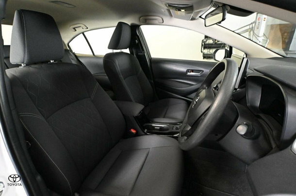 2023 Toyota Corolla Sedan Hybrid Ascent Sport image 10