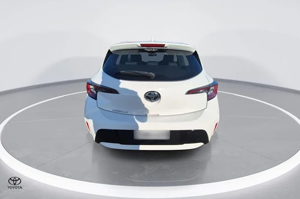 2020 Toyota Corolla Ascent Sport image 2