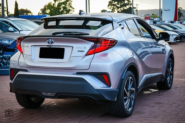 2021 Toyota C-HR Hybrid Koba 2WD image 8