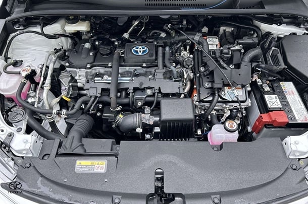 2024 Toyota Corolla Sedan Hybrid Ascent Sport image 11