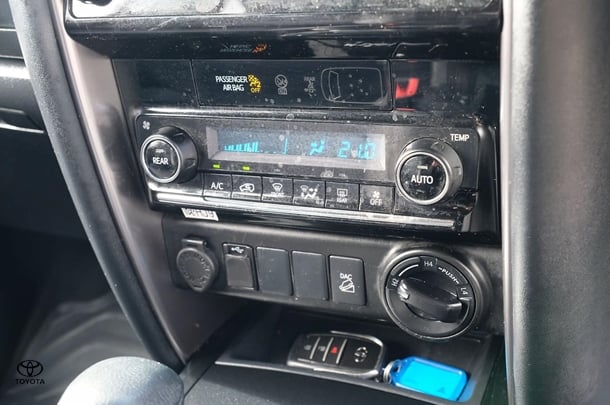 2021 Toyota Fortuner GXL image 19