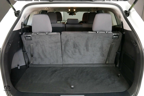 2024 Toyota Kluger Hybrid GX image 21