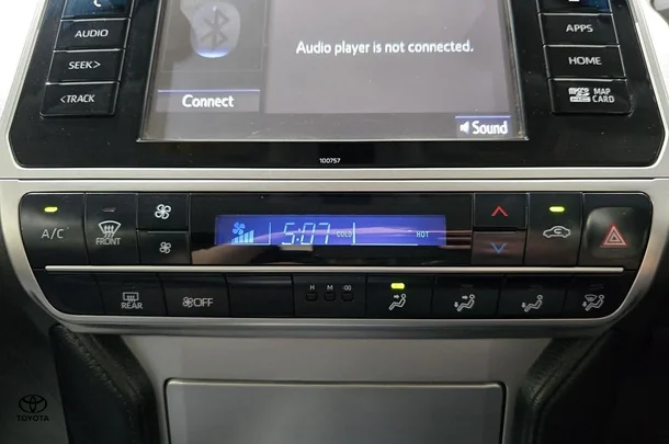 2019 Toyota Prado GX image 21