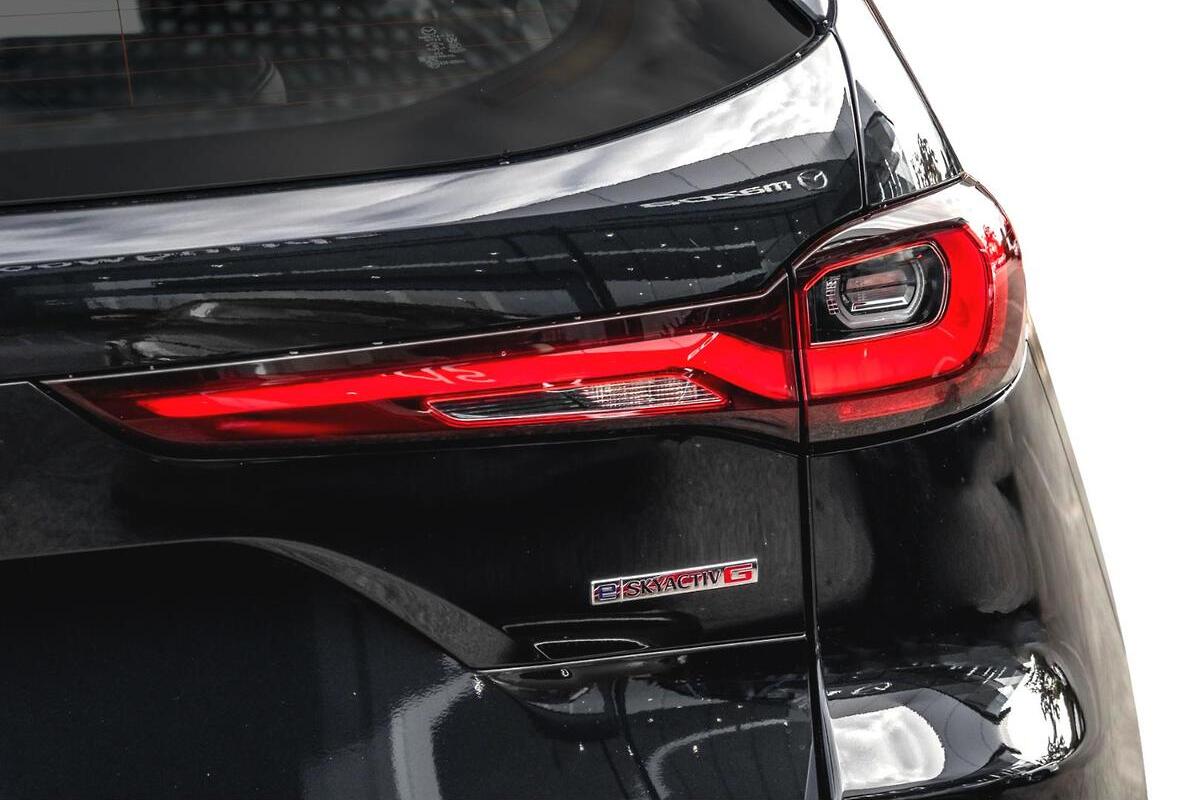 2024 Mazda CX-90 G50e Touring KK Auto i-ACTIV AWD image 18