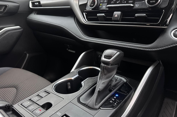 2023 Toyota Kluger Hybrid GX AWD image 21
