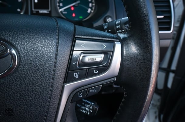 2021 TOYOTA Prado VX image 13