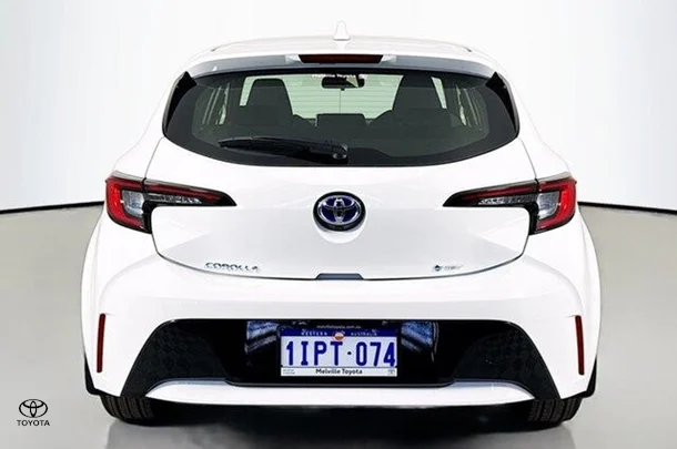 2025 Toyota Corolla Ascent Sport image 9